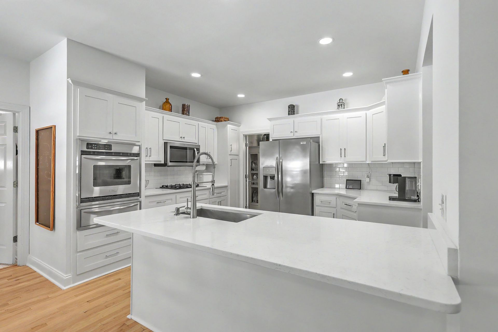1503 Congressional Boulevard Photo 18