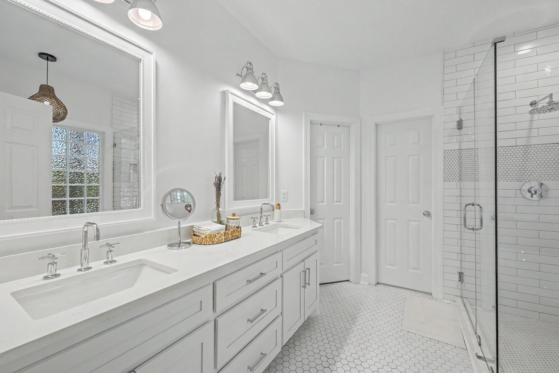 1503 Congressional Boulevard Photo 28
