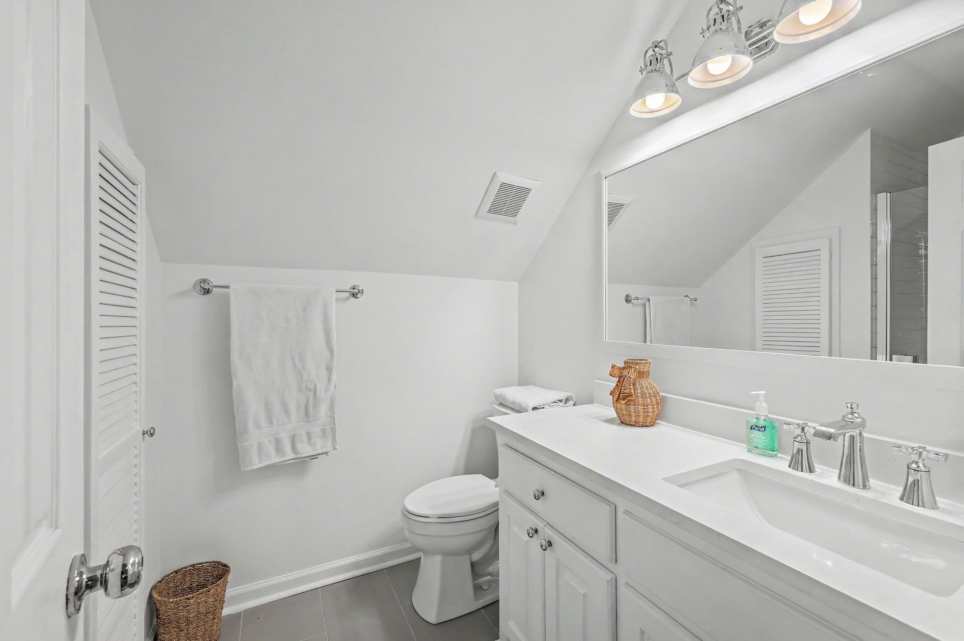 1503 Congressional Boulevard Photo 39