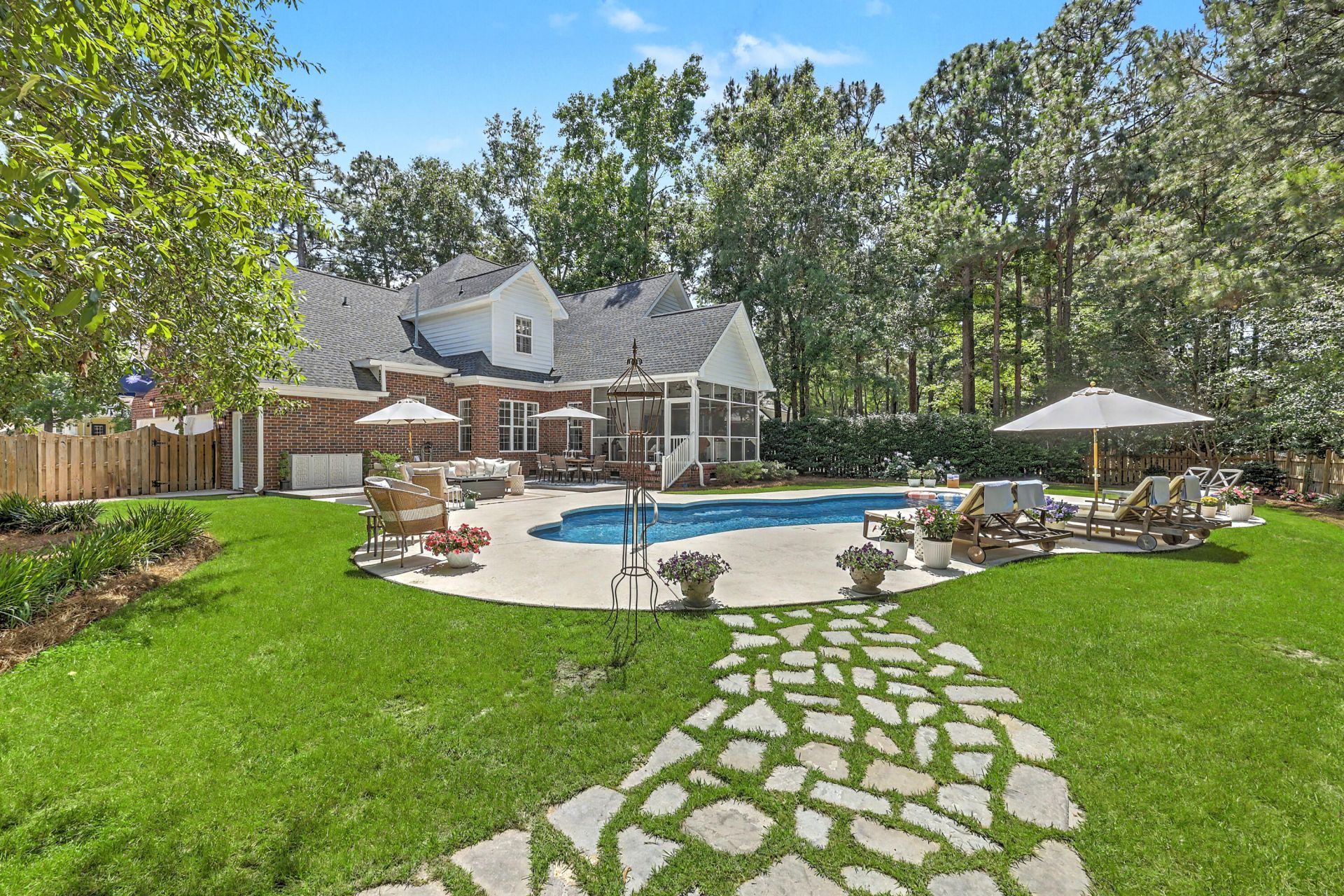 1503 Congressional Boulevard Photo 44