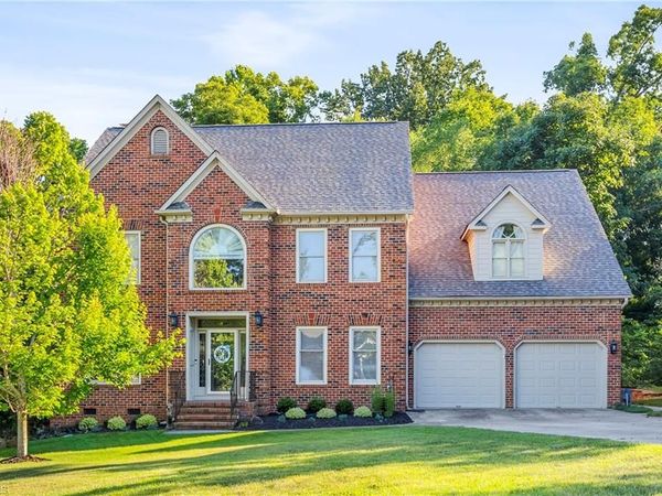 5307 Coveview Court, Greensboro, NC 27407