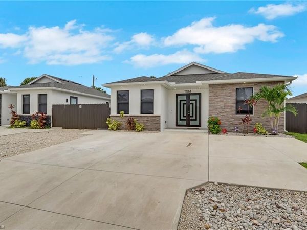 11563 Saunders AVE , BONITA SPRINGS, FL 34135