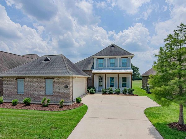 59930 Alice Carlisle Dr, Plaquemine, LA 70764