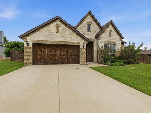 3801 Grove Valley Road , Midlothian, TX 76065