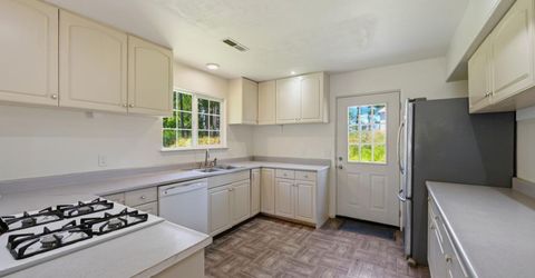 10200 Stotler Ave, North San Juan, CA 95960 Photo