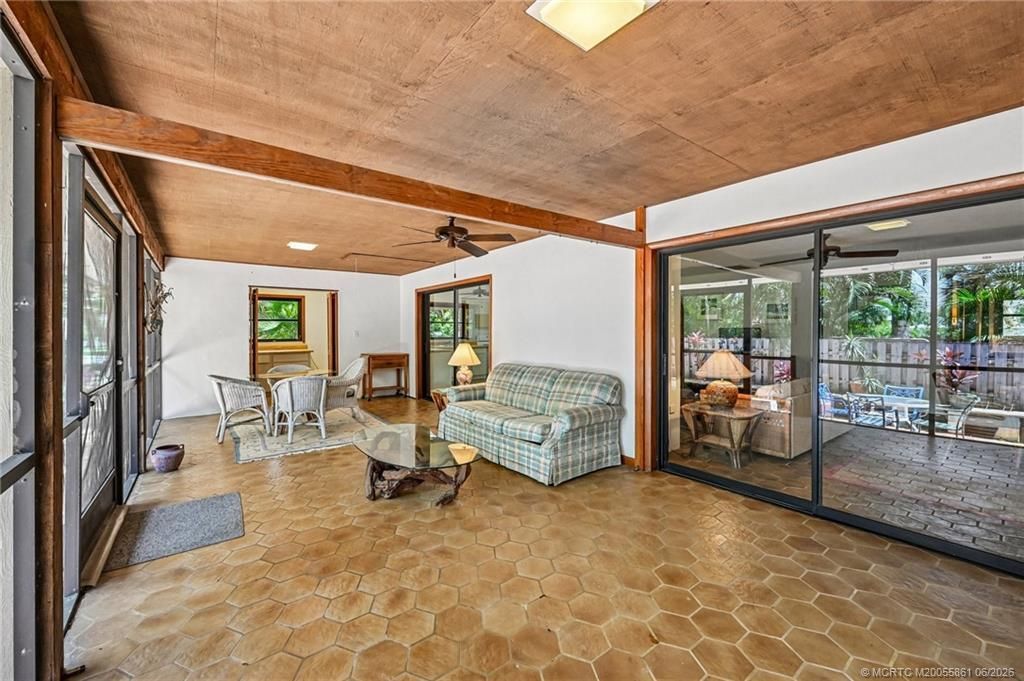 351 SE Flamingo Avenue, Stuart, FL 34996 Photo