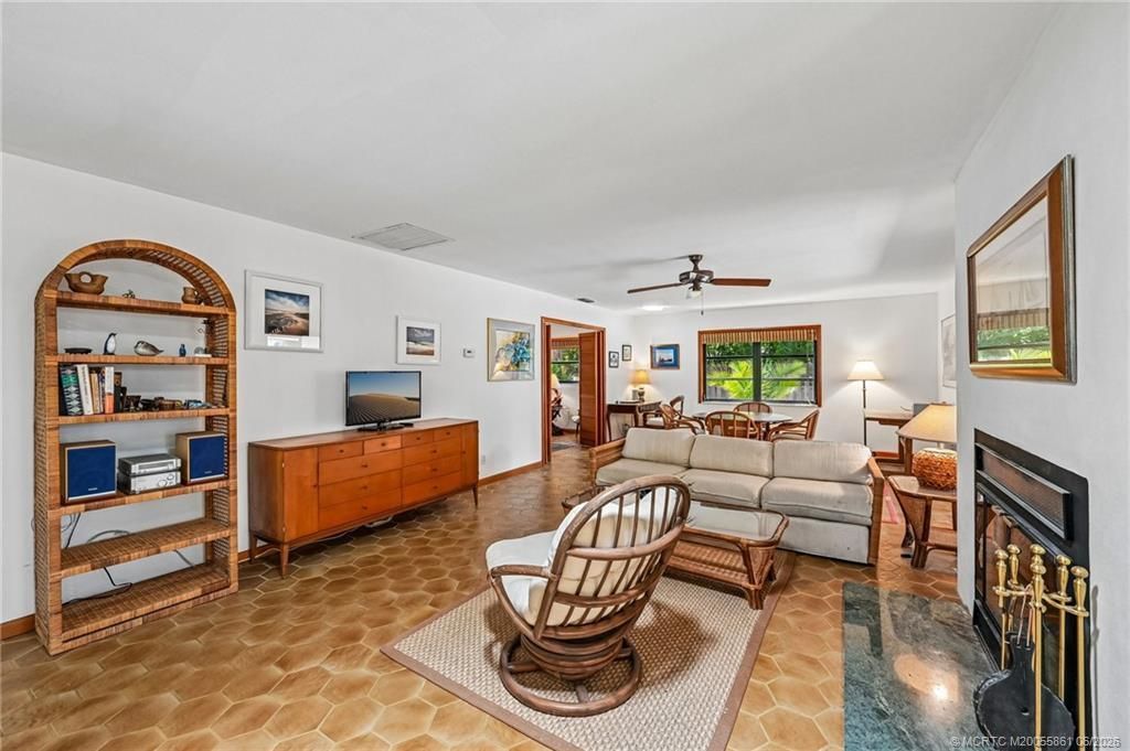 351 SE Flamingo Avenue, Stuart, FL 34996 Photo