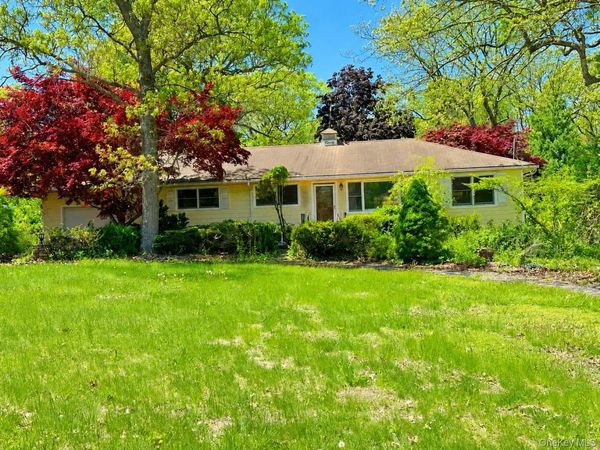 20 Croft Lane , Smithtown, NY 11787