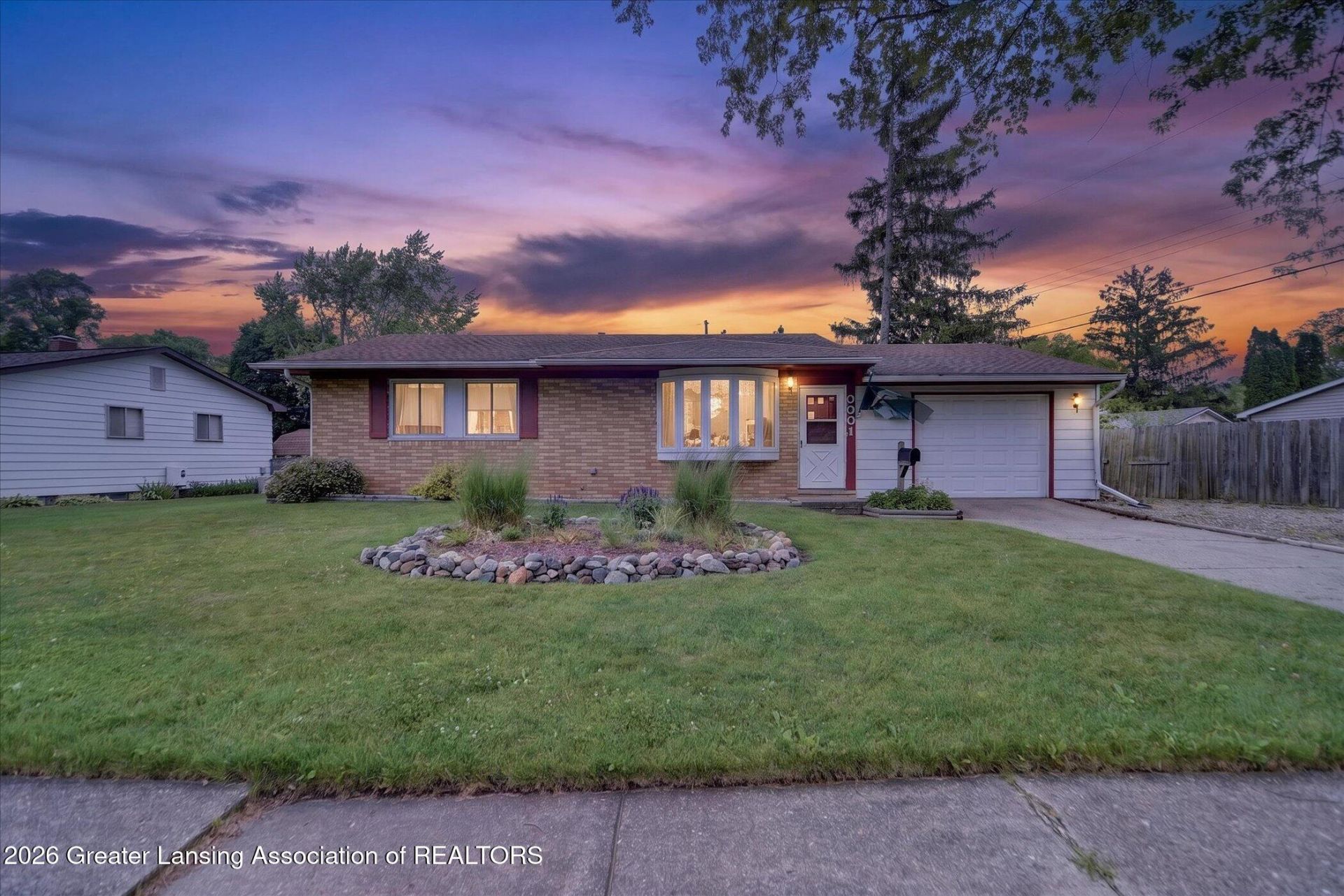 3901 Kendalwood Drive, Lansing, MI 48911 Main Photo