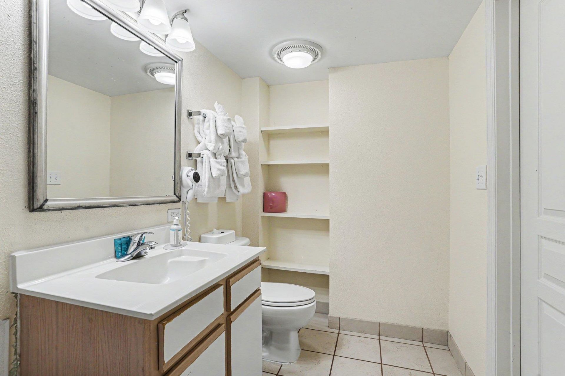 2801 S Ocean Blvd. Photo 14