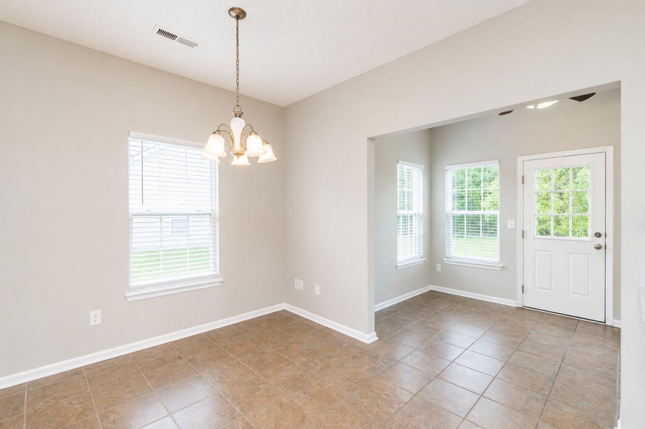 142 Black River Drive Photo 10