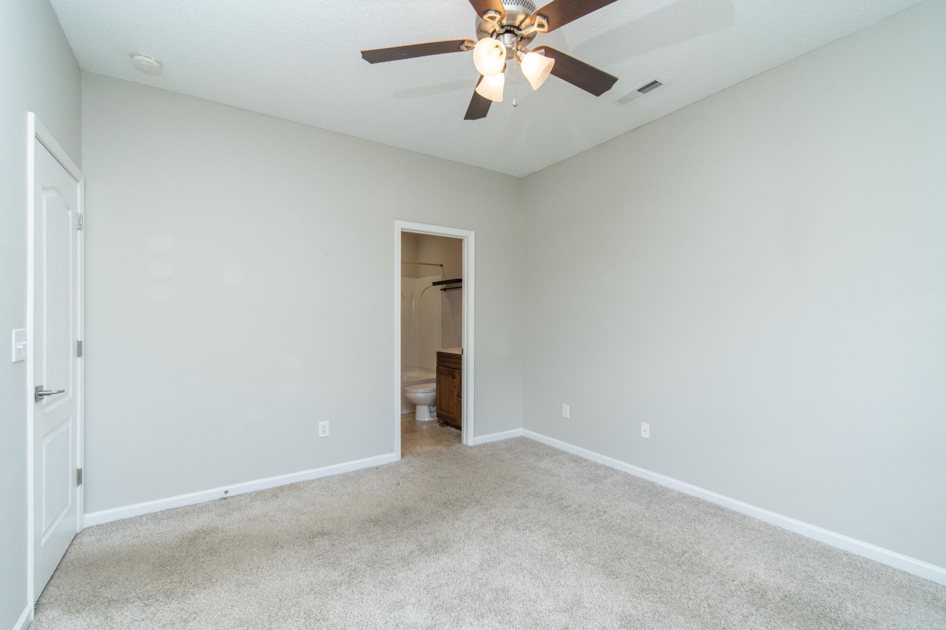 142 Black River Drive Photo 19