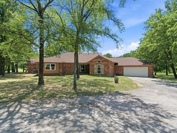 321 CR 211 Road , Gainesville, TX 76240