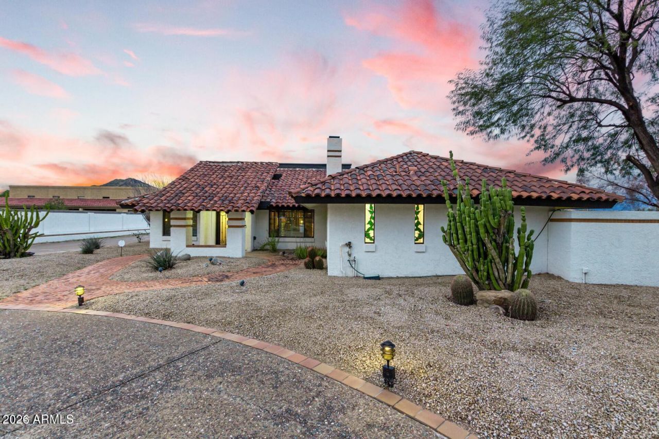 5224 W CREEDANCE Boulevard, Glendale, AZ 85310