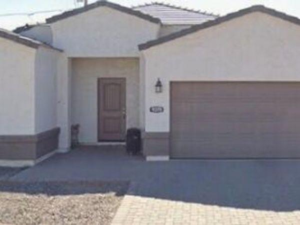 9379 W PINEVETA Drive, Unit pine, Arizona City, AZ 85123