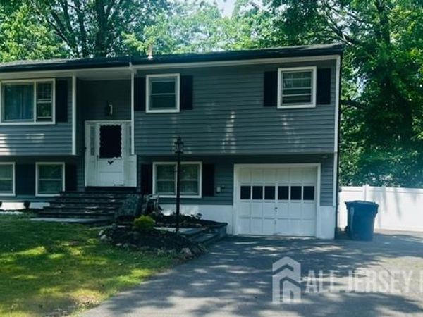 1865 Oak Road , North Brunswick, NJ 08902