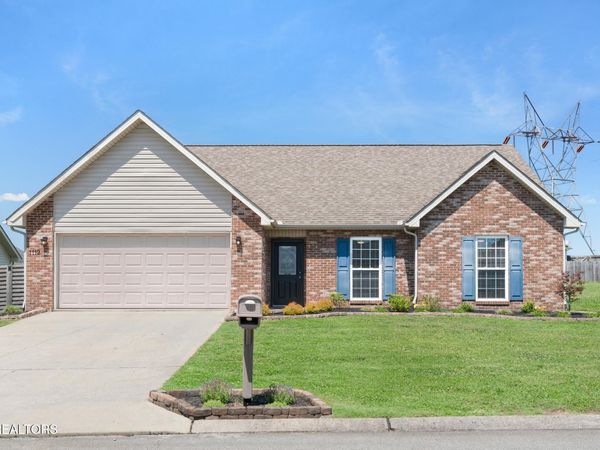 1112 Cherbourg Drive , Maryville, TN 37801