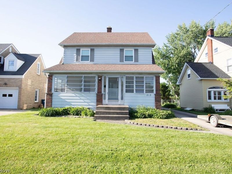 213 Como Street, Struthers, OH 44471 Photo 1