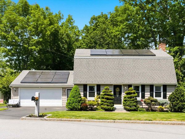 188 Patricia Lane, Manchester, NH 03104