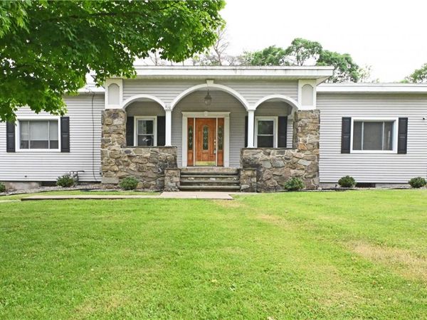 910 Sing Sing Road , Horseheads, NY 14845