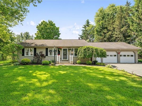 5812 Winacre Drive , La Fayette, NY 13084