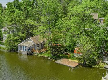 2341 Riverview Drive, Wilson, NY 14172