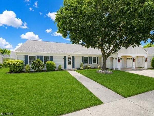564 Old Nassau Rd, Monroe, NJ 08831