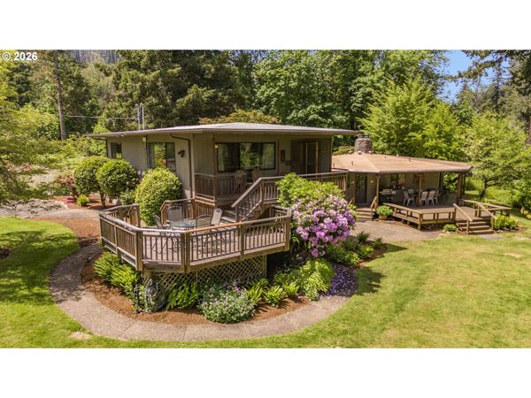 46725 GOODPASTURE RD, Vida, OR 97488