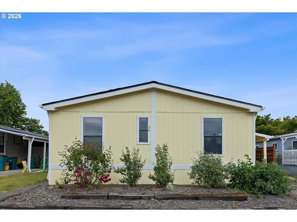 301 E COLUMBIA DR, Unit 50, Newberg, OR 97132