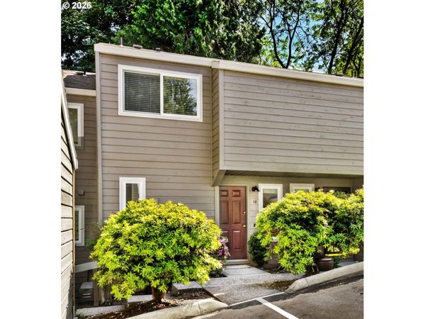 4880 SW SCHOLLS FERRY RD, Unit 16, Portland, OR 97225