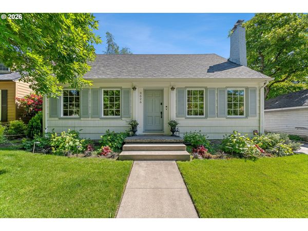 3626 SE WOODSTOCK BLVD, Portland, OR 97202