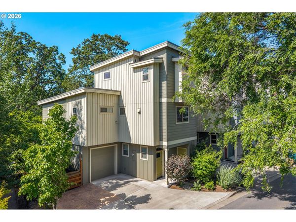 505 SE UPPER WYERS, White Salmon, WA 98672