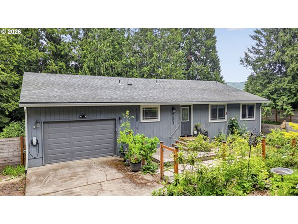 75054 DEBAST RD, Rainier, OR 97048