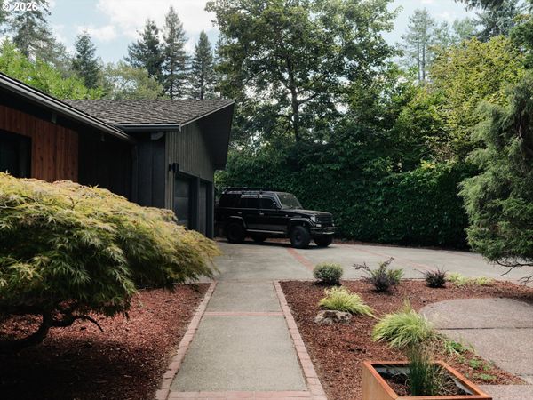 5100 SW LAURELWOOD AVE, Portland, OR 97225