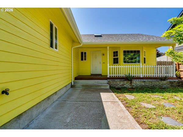 4665 HOLLY ST, Springfield, OR 97478