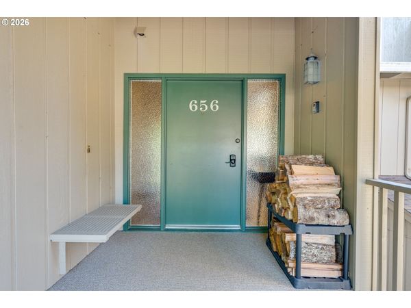 68656 E BOWMANS CIR, Welches, OR 97067