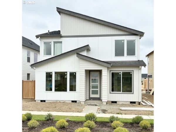 8532 SE Bobcat LN, Hillsboro, OR 97123