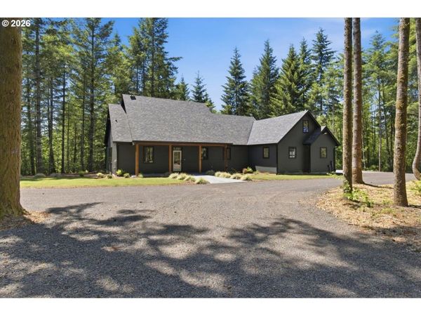 19850 WINTERS HILL RD, Silverton, OR 97381