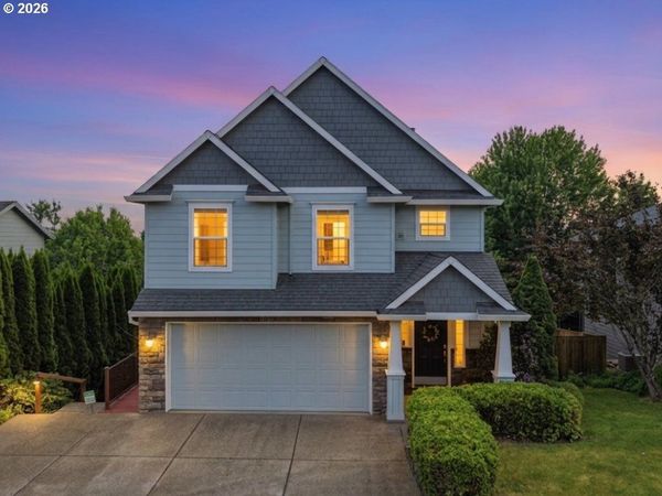 1039 SW ARROWHEAD PL, Dundee, OR 97115