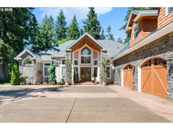 6737 TESSA NE LN, Silverton, OR 97381