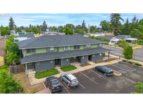 8300 SE Flavel ST, Portland, OR 97266