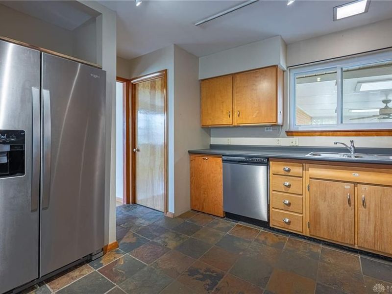 2309 Whitlock Place, Kettering, OH 45420 Photo 7
