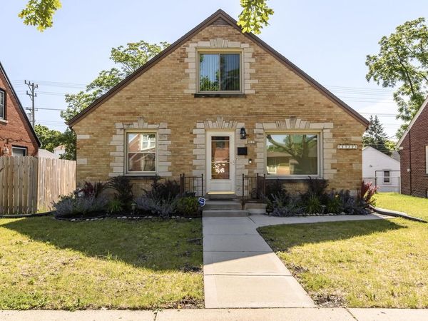 5122 N 65th STREET, Milwaukee, WI 53218