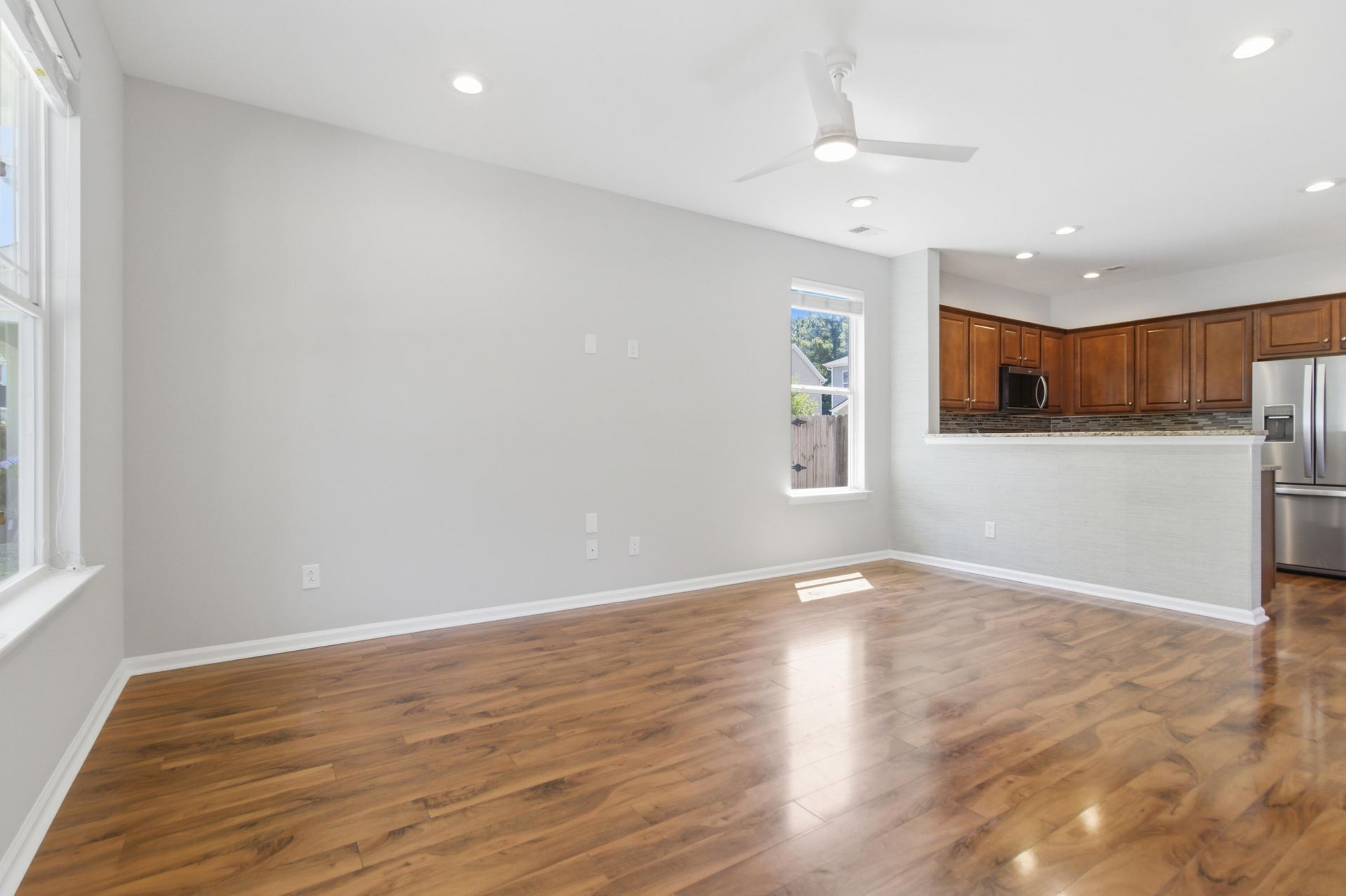 3573 Locklear Lane Photo 8