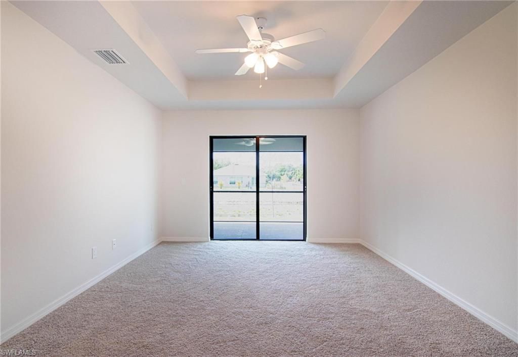 3594 NE 9th Pl, Cape Coral, FL 33909 Photo