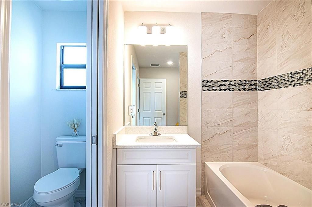 3594 NE 9th Pl, Cape Coral, FL 33909 Photo