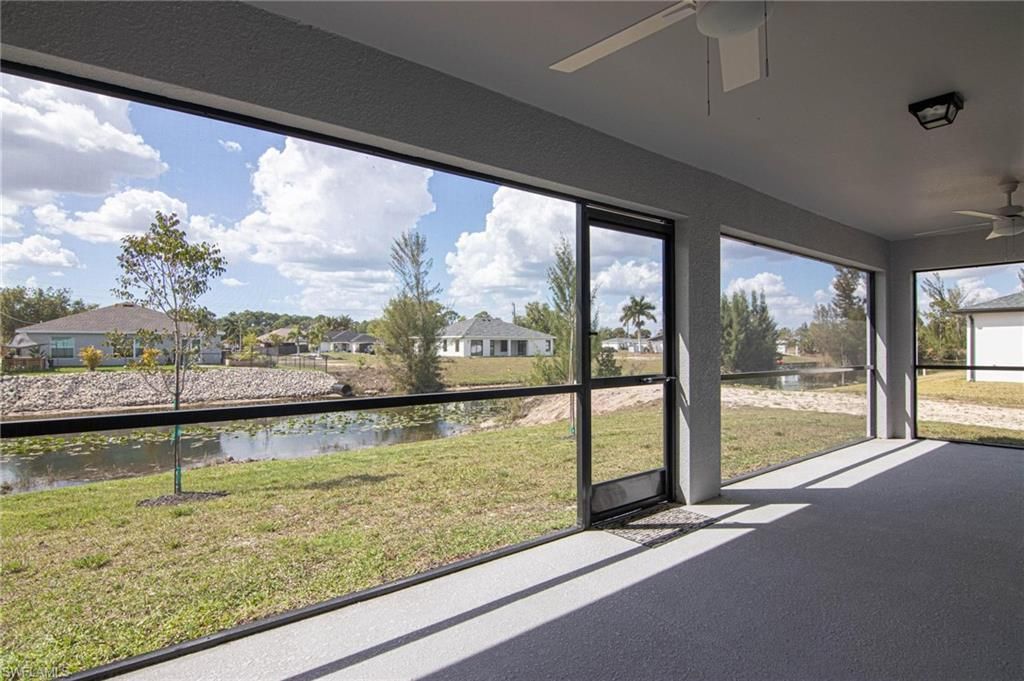 3594 NE 9th Pl, Cape Coral, FL 33909 Photo