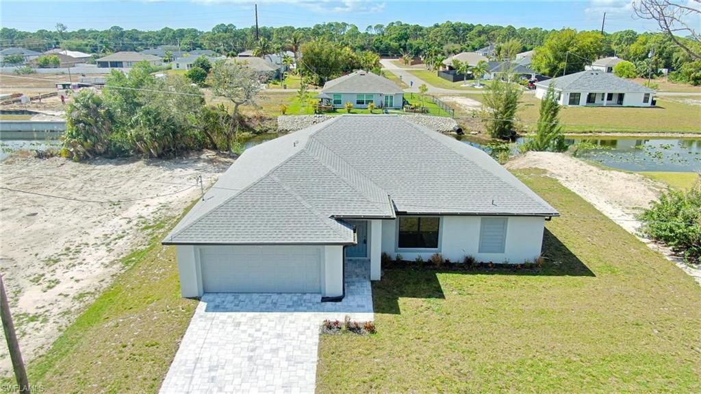 3594 NE 9th Pl, Cape Coral, FL 33909 Photo