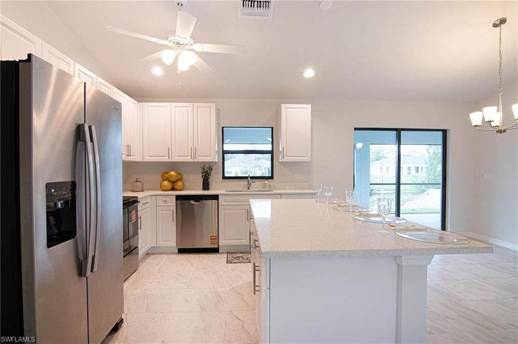 3594 NE 9th Pl, Cape Coral, FL 33909 Photo