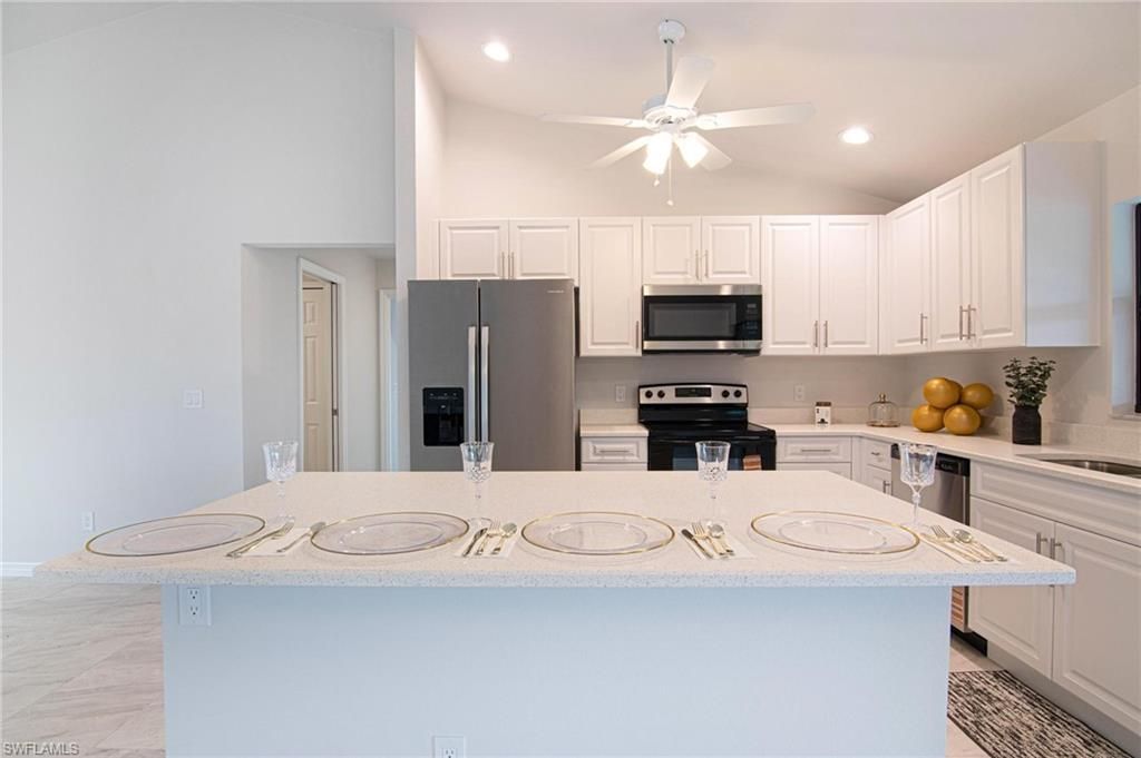 3594 NE 9th Pl, Cape Coral, FL 33909 Photo